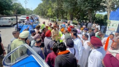 ਬਾੜ੍ਹ ਪੀੜਤ ਕਿਸਾਨਾਂ ਦੀ ਸੇਵਾ ਲਈ ਹੇਮਕੁੰਡ ਫਾਊਂਡੇਸ਼ਨ ਆਇਆ ਅੱਗੇ, 10 ਟਰੈਕਟਰ ਕੀਤੇ ਭੇਟ – ਰਾਣਾ ਸੋਢੀ ਦੀ ਟੀਮ ਕਰੇਗੀ ਸਹਿਯੋਗ ਬਾੜ੍ਹ ਪੀੜਤ ਕਿਸਾਨਾਂ ਦੀ ਸੇਵਾ ਲਈ ਹੇਮਕੁੰਡ ਫਾਊਂਡੇਸ਼ਨ ਆਇਆ ਅੱਗੇ, 10 ਟਰੈਕਟਰ ਕੀਤੇ ਭੇਟ – ਰਾਣਾ ਸੋਢੀ ਦੀ ਟੀਮ ਕਰੇਗੀ ਸਹਿਯੋਗ