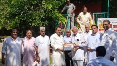 जय प्रकाश नारायण का त्याग और बलिदान आज भी हमारे लिए प्रासंगिक है _ओम प्रकाश शर्मा जय प्रकाश नारायण का त्याग और बलिदान आज भी हमारे लिए प्रासंगिक है _ओम प्रकाश शर्मा