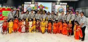 दशहरे पर डीसीएम के स्कूलो में राम-लक्ष्मण बनकर आए विद्यार्थी, संगीत, गीत, रामायण की चौपाईयो का बखान किया