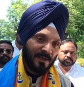 ਫਿਰੋਜ਼ਪੁਰ ਦੇ ਲੋਕਾਂ ਦੀ ਆਵਾਜ਼ ਬਣਨ ਲਈ ਅਕਾਲੀ ਦਲ ਨਾਲ ਜੁੜੇ ਸੁਖਪਾਲ ਸਿੰਘ ਨੰਨੂ ਸਾਬਕਾ ਐਮ ਐਲ ਏ ਫਿਰੋਜ਼ਪੁਰ ਦੇ ਲੋਕਾਂ ਦੀ ਆਵਾਜ਼ ਬਣਨ ਲਈ ਅਕਾਲੀ ਦਲ ਨਾਲ ਜੁੜੇ ਸੁਖਪਾਲ ਸਿੰਘ ਨੰਨੂ ਸਾਬਕਾ ਐਮ ਐਲ ਏ