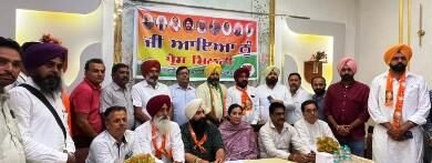 ਸਾਬਕਾ ਆਈਏਐਸ ਅਧਿਕਾਰੀ ਅਤੇ ਭਾਜਪਾ ਆਗੂ ਪਰਮਪਾਲ ਕੌਰ ਨੇ ਹੜ੍ਹ ਪੀੜਤਾਂ ਨਾਲ ਮੁਲਾਕਾਤ ਕੀਤੀ, ਰਾਜ ਤੋਂ ਤੁਰੰਤ ਮੁਆਵਜ਼ਾ ਜਾਰੀ ਕਰਨ ਦੀ ਮੰਗ ਕੀਤੀ ਸਾਬਕਾ ਆਈਏਐਸ ਅਧਿਕਾਰੀ ਅਤੇ ਭਾਜਪਾ ਆਗੂ ਪਰਮਪਾਲ ਕੌਰ ਨੇ ਹੜ੍ਹ ਪੀੜਤਾਂ ਨਾਲ ਮੁਲਾਕਾਤ ਕੀਤੀ, ਰਾਜ ਤੋਂ ਤੁਰੰਤ ਮੁਆਵਜ਼ਾ ਜਾਰੀ ਕਰਨ ਦੀ ਮੰਗ ਕੀਤੀ