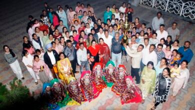 66ਵੇਂ ਪੰਜਾਬ ਯੂਨੀਵਰਸਿਟੀ, ਚੰਡੀਗੜ੍ਹ ਜੋਨਲ ਯੁਵਕ ਅਤੇ ਹੇਰੀਟੇਜ ਫੈਸਟੀਵਲ (2025) ‘ਚ ਦੇਵ ਸਮਾਜ ਕਾਲਜ ਫਾਰ ਵੂਮੈਨ, ਫਿਰੋਜਪੁਰ (ਜੋਨ ਕੋਡ ਸੇਬ) ਨੇ ਪ੍ਰਾਪਤ ਕੀਤੀ ਆਵਰ-ਆਲ ਟਰਾਫੀ 66ਵੇਂ ਪੰਜਾਬ ਯੂਨੀਵਰਸਿਟੀ, ਚੰਡੀਗੜ੍ਹ ਜੋਨਲ ਯੁਵਕ ਅਤੇ ਹੇਰੀਟੇਜ ਫੈਸਟੀਵਲ (2025) ‘ਚ ਦੇਵ ਸਮਾਜ ਕਾਲਜ ਫਾਰ ਵੂਮੈਨ, ਫਿਰੋਜਪੁਰ (ਜੋਨ ਕੋਡ ਸੇਬ) ਨੇ ਪ੍ਰਾਪਤ ਕੀਤੀ ਆਵਰ-ਆਲ ਟਰਾਫੀ