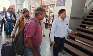 उत्तर रेलवे के अपर महाप्रबंधक ने अमृतसर रेलवे स्टेशन के पुनर्विकास योजनाओं की समीक्षा की उत्तर रेलवे के अपर महाप्रबंधक ने अमृतसर रेलवे स्टेशन के पुनर्विकास योजनाओं की समीक्षा की