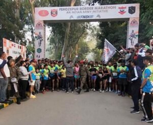 ਗੋਲਡਨ ਐਰੋ ਡਿਵੀਜ਼ਨ ਵੱਲੋਂ 'ਫਿਰੋਜ਼ਪੁਰ ਬਾਰਡਰ ਮੈਰਾਥਨ – 2025' ਦਾ ਆਯੋਜਨ – ਸ਼ਹੀਦਾਂ ਨੂੰ ਸਨਮਾਨਿਤ ਕਰਨਾ, ਰਾਸ਼ਟਰ ਨੂੰ ਇੱਕਜੁੱਟ ਕਰਨਾ, ਨਸ਼ਿਆਂ ਵਿਰੁੱਧ ਲੜਾਈ ਗੋਲਡਨ ਐਰੋ ਡਿਵੀਜ਼ਨ ਵੱਲੋਂ 'ਫਿਰੋਜ਼ਪੁਰ ਬਾਰਡਰ ਮੈਰਾਥਨ – 2025' ਦਾ ਆਯੋਜਨ – ਸ਼ਹੀਦਾਂ ਨੂੰ ਸਨਮਾਨਿਤ ਕਰਨਾ, ਰਾਸ਼ਟਰ ਨੂੰ ਇੱਕਜੁੱਟ ਕਰਨਾ, ਨਸ਼ਿਆਂ ਵਿਰੁੱਧ ਲੜਾਈ