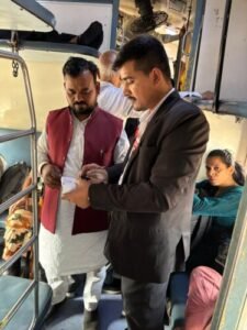 रेलवे ने अक्टूबर में 41,387 बेटिकट यात्रियों से ₹2.82 करोड़ कमाए