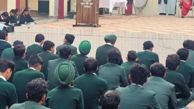 ਮੈਰੀਟੋਰੀਅਸ ਸਕੂਲ ਵਿੱਚ ਪ੍ਰਭਾਵਸ਼ਾਲੀ ਵਿਦਿਅਕ ਸੈਮੀਨਾਰ ਆਯੋਜਿਤ, ਉਘੇ ਸਾਹਿਤਕਾਰ ਡਾ. ਦਵਿੰਦਰ ਸੈਫ਼ੀ ਵਿਦਿਆਰਥੀਆਂ ਦੇ ਹੋਏ ਰੂਬਰੂ