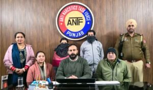 ਯੁੱਧ ਨਾਸ਼ੀਅਨ ਵਿਰੁਧ - ਏਐਨਟੀਐਫ ਨੇ ਆਈਸੀਈ ਡਰੱਗ ਸਮੇਤ ਔਰਤ ਸਮੇਤ ਦੋ ਨੂੰ ਗ੍ਰਿਫ਼ਤਾਰ ਕੀਤਾ; ਸਪਲਾਈ ਨੈੱਟਵਰਕ ਵਿੱਚ 'ਵੱਡੀਆਂ ਮੱਛੀਆਂ' ਦੀ ਭਾਲ ਜਾਰੀ ਹੈ ਯੁੱਧ ਨਾਸ਼ੀਅਨ ਵਿਰੁਧ - ਏਐਨਟੀਐਫ ਨੇ ਆਈਸੀਈ ਡਰੱਗ ਸਮੇਤ ਔਰਤ ਸਮੇਤ ਦੋ ਨੂੰ ਗ੍ਰਿਫ਼ਤਾਰ ਕੀਤਾ; ਸਪਲਾਈ ਨੈੱਟਵਰਕ ਵਿੱਚ 'ਵੱਡੀਆਂ ਮੱਛੀਆਂ' ਦੀ ਭਾਲ ਜਾਰੀ ਹੈ