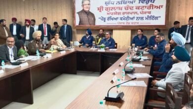 ਗੁਆਂਢੀ ਮੁਲਕ ਵੱਲੋਂ ਸੂਬੇ 'ਚ ਮਾਹੌਲ ਖ਼ਰਾਬ ਕਰਨ ਦੀ ਕੀਤੀ ਜਾ ਰਹੀ ਹੈ ਸਾਜ਼ਿਸ਼: ਰਾਜਪਾਲ