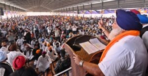 ਅਗਲੀ ਅਕਾਲੀ ਦਲ ਦੀ ਸਰਕਾਰ ਗੈਂਗਸਟਰਾਂ ਤੇ ਨਸ਼ਾ ਤਸਕਰਾਂ ਨੂੰ ਅਤਿਵਾਦੀ ਐਲਾਨੇਗੀ: ਸੁਖਬੀਰ ਸਿੰਘ ਬਾਦਲ ਅਗਲੀ ਅਕਾਲੀ ਦਲ ਦੀ ਸਰਕਾਰ ਗੈਂਗਸਟਰਾਂ ਤੇ ਨਸ਼ਾ ਤਸਕਰਾਂ ਨੂੰ ਅਤਿਵਾਦੀ ਐਲਾਨੇਗੀ: ਸੁਖਬੀਰ ਸਿੰਘ ਬਾਦਲ