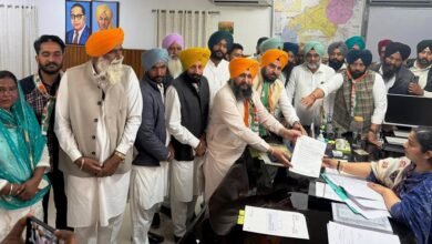 ਭਾਰਤ-ਅਮਰੀਕਾ ਟਰੇਡ ਸਮਝੌਤੇ ਦੇ ਵਿਰੁੱਧ ਜ਼ਿਲ੍ਹਾ ਕਾਂਗਰਸ ਕਮੇਟੀ ਨੇ ਡੀ.ਸੀ. ਫਿਰੋਜ਼ਪੁਰ ਰਾਹੀਂ ਰਾਜਪਾਲ ਨੂੰ ਭੇਜਿਆ ਮੈਮੋਰੰਡਮ