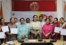 ਡਿਪਟੀ ਕਮਿਸ਼ਨਰ ਫਿਰੋਜ਼ਪੁਰ ਨੇ 12 ਮਹਿਲਾ ਬੀ.ਐਲ.ਓਜ਼ ਨੂੰ ਕੀਤਾ ਸਨਮਾਨਿਤ 