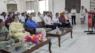 हारमनी आयुर्वेदिक मेडिकल कॉलेज में कैंसर अवेयरनेस प्रोग्राम हुआ