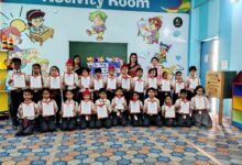 ਵਿਵੇਕਾਨੰਦ ਵਰਲਡ ਸਕੂਲ ਵਿੱਚ ਪ੍ਰੀ-ਪ੍ਰਾਈਮਰੀ ਅਤੇ ਪ੍ਰਾਈਮਰੀ ਵਿਦਿਆਰਥੀਆਂ ਨੂੰ ਉਨ੍ਹਾਂ ਦੀਆਂ ਉਪਲਬਧੀਆਂ ਲਈ ਸਨਮਾਨਿਤ ਕੀਤਾ ਗਿਆ