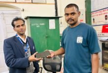 यात्री को खोया हुआ मोबाइल वापिस मिला