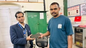 यात्री को खोया हुआ मोबाइल वापिस मिला