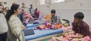 ਡਿਪਟੀ ਕਮਿਸ਼ਨਰ ਦੀਪਸ਼ਿਖਾ ਸ਼ਰਮਾ ਨੇ ਸਿਵਲ ਹਸਪਤਾਲ ਫਿਰੋਜ਼ਪੁਰ ਪਹੁੰਚ ਕੇ ਮਰੀਜ਼ਾਂ ਦਾ ਜਾਣਿਆ ਹਾਲ-ਚਾਲ ਡਿਪਟੀ ਕਮਿਸ਼ਨਰ ਦੀਪਸ਼ਿਖਾ ਸ਼ਰਮਾ ਨੇ ਸਿਵਲ ਹਸਪਤਾਲ ਫਿਰੋਜ਼ਪੁਰ ਪਹੁੰਚ ਕੇ ਮਰੀਜ਼ਾਂ ਦਾ ਜਾਣਿਆ ਹਾਲ-ਚਾਲ