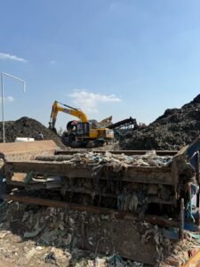 ਹੈੱਡਲਾਈਨ: ਅੰਮ੍ਰਿਤਸਰ ’ਚ ਕਚਰਾ ਪ੍ਰਬੰਧਨ ’ਤੇ ਵਧੀ ਚਿੰਤਾ: ਭਗਤਾਂਵਾਲਾ ਲੈਂਡਫਿਲ ’ਤੇ ਨਵਾਂ ਕਚਰਾ ਡੰਪ ਕਰਨ ਦੇ ਦੋਸ਼, ਟੀਮ ਚਲੋ ਅੰਮ੍ਰਿਤਸਰ ਨੇ ਮੰਗੀ ਐਕਸ਼ਨ ਟੇਕਨ ਰਿਪੋਰਟ (ATR)