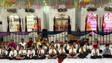 ਵਿਵੇਕਾਨੰਦ ਵਰਲਡ ਸਕੂਲ ਦੇ ਵਿਦਿਆਰਥੀ ਸ਼੍ਰੀ ਹਨੁਮਾਨ ਜਯੰਤੀ ਦੇ ਮੌਕੇ 'ਤੇ ਸ਼੍ਰੀ ਹਨੁਮਾਨ ਮੰਦਰ ਹੋਏ ਨਤਮਸਤਕ