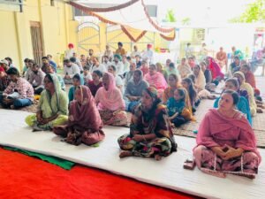 दिव्य ज्योति जागृति संस्थान  आश्रम में आध्यात्मिक सत्संग कार्यक्रम का आयोजन