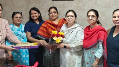 ਫਿਰੋਜ਼ਪੁਰ ਦੇ ਡਾਕਟਰਾਂ ਵੱਲੋਂ ਸਿਵਲ ਸਰਜਨ ਡਾ. ਮੀਨਾਕਸ਼ੀ ਦਾ ਵਿਸ਼ੇਸ਼ ਸਨਮਾਨ