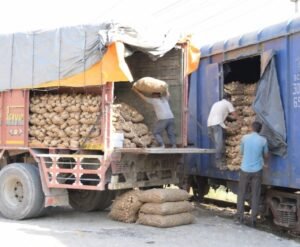 “फिरोजपुर मंडल ने आलू लोडिंग में की उल्लेखनीय वृद्धि, 29.54 करोड़ का राजस्व अर्जित।”