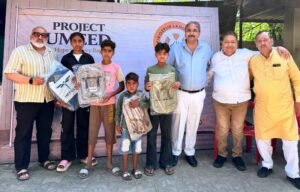 प्रोजैक्ट उम्मीद के तहत फिरोजपुर फाऊंडेशन ने 650 विद्यार्थियों को वितरित किए स्कूल बैग व स्टेशनरी