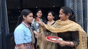 शिक्षा सत्र 2026-27 के आगाज पर डीसीएम ग्रुप के स्कूलों में विद्यार्थियो का भव्य स्वागत शिक्षा सत्र 2026-27 के आगाज पर डीसीएम ग्रुप के स्कूलों में विद्यार्थियो का भव्य स्वागत