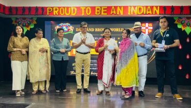मजदूर दिवस के उपलक्ष्य में दास एंड ब्राऊन स्कूल में सनशाइन स्टाफ का सम्मान