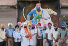 ਮਹਾਰਾਜਾ ਜੱਸਾ ਸਿੰਘ ਰਾਮਗੜੀਆ ਜੀ ਦੇ ਜਨਮ ਦਿਹਾੜੇ ਉੱਪਰ ਲੱਡੂ ਵੰਡ ਕੇ ਖੁਸ਼ੀ ਜਾਹਿਰ ਕੀਤੀ