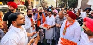 ਰਾਣਾ ਗੁਰਮੀਤ ਸਿੰਘ ਸੋਢੀ ਵੱਲੋਂ ਪ੍ਰਧਾਨ ਮੰਤਰੀ ਨਰਿੰਦਰ ਮੋਦੀ ਅਤੇ ਗ੍ਰਹਿ ਮੰਤਰੀ ਅਮਿਤ ਸ਼ਾਹ ਨੂੰ ਇਤਿਹਾਸਕ ਚੋਣੀ ਜਿੱਤ ‘ਤੇ ਵਧਾਈ; ਇਸਨੂੰ ਵਿਕਾਸ ਅਤੇ ਮਜ਼ਬੂਤ ਨੇਤ੍ਰਿਤਵ ਲਈ ਮੰਡੀਟ ਕਰਾਰ ਦਿੱਤਾ