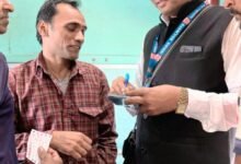 अप्रैल में 50 हज़ार से ज़्यादा बिना टिकट यात्रियों से रेलवे ने 3.75 करोड़ रुपये का राजस्व कमाया