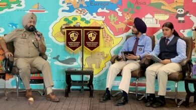 “ਵਿਵੇਕਾਨੰਦ ਵਰਲਡ ਸਕੂਲ ਨੇ ਨਸ਼ਾ ਵਿਰੋਧੀ ਟਾਕ ਸ਼ੋਅ ਦੀ ਮੇਜ਼ਬਾਨੀ ਕੀਤੀ, ਪੰਜਾਬ ਦੇ ਨੌਜਵਾਨਾਂ 'ਤੇ ਦੁਰਵਿਵਹਾਰ ਅਤੇ ਕਲੰਕ ਵਿਰੁੱਧ ਕਾਰਵਾਈ ਦੀ ਮੰਗ ਕੀਤੀ”