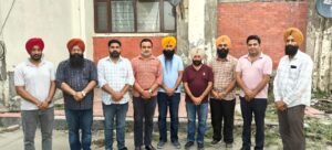 7 ਅਗਸਤ ਨੂੰ ਚੰਡੀਗੜ੍ਹ ਵਿਖੇ ਹੋ ਰਹੀ ਸੂਬਾਈ ਰੈਲੀ ਅਧਿਆਪਕ ਵਿੱਚ ਵੱਡੀ ਗਿਣਤੀ ਵਿੱਚ ਕਰਨਗੇ ਸ਼ਮੂਲੀਅਤ - ਸਮੂਹ ਅਧਿਆਪਕ ਜਥੇਬੰਦੀਆਂ ਫ਼ਿਰੋਜ਼ਪੁਰ 7 ਅਗਸਤ ਨੂੰ ਚੰਡੀਗੜ੍ਹ ਵਿਖੇ ਹੋ ਰਹੀ ਸੂਬਾਈ ਰੈਲੀ ਅਧਿਆਪਕ ਵਿੱਚ ਵੱਡੀ ਗਿਣਤੀ ਵਿੱਚ ਕਰਨਗੇ ਸ਼ਮੂਲੀਅਤ - ਸਮੂਹ ਅਧਿਆਪਕ ਜਥੇਬੰਦੀਆਂ ਫ਼ਿਰੋਜ਼ਪੁਰ