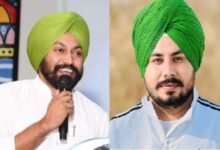 ਫਿਰੋਜ਼ਪੁਰ ਦੇ ਸਿਵਲ ਹਸਪਤਾਲ ਵਿੱਚ ਨਿੱਜੀ ਹਸਪਤਾਲ ਦੀ ਓਪੀਡੀ ਸ਼ੂਰੂ ਕਰਨ ਦੇ ਵਿਰੋਧ ਵਿੱਚ ਸੰਘਰਸ਼ ਕਰ ਰਹੇ ਸਿਹਤ ਕਾਮਿਆ ਨੂੰ ਕਿਸਾਨਾਂ ਅਤੇ ਵਿਦਿਆਰਥੀਆਂ ਦਾ ਸਮਰਥਨ, ਲੋਕਾਂ ਨੂੰ ਸਹੂਲਤਾਂ ਦੇਣ ਤੋਂ ਫੇਲ ਹੋਈ ਸਰਕਾਰ ਖੇਡ ਰਹੀ ਧਾਰਮਿਕ ਪਤਾ - ਮਹਿਮਾਂ, ਭੁੱਲਰ