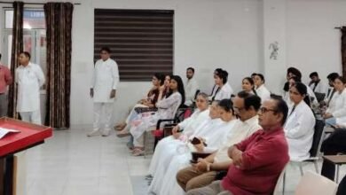 हार्मोनी आयुर्वेदिक मेडिकल कॉलेज में ब्रह्माकुमारीज़ का प्रेरक सत्र आयोजित, 'हर परिस्थिति में सकारात्मक रहें' का दिया संदेश