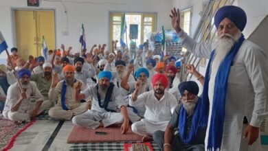 ਕਿਸਾਨ ਮਜ਼ਦੂਰ ਜਥੇਬੰਦੀ ਵਲੋਂ ਜੋਨ ਮੱਖੂ ਦੀਆਂ ਸਾਰੀਆਂ ਇਕਾਈਆਂ ਦੇ ਆਗੂਆਂ ਦੀ ਮੀਟਿੰਗ ਕਰਕੇ ਕਿਸਾਨੀ ਨੂੰ ਬਚਾਉਣ ਵਾਲੇ ਸੰਘਰਸ਼ਾਂ ਦੀ ਕੀਤੀ ਵਿਉਂਤਬੰਦੀ ਤੇ ਲੋਕਾਂ ਨੂੰ ਵੱਧ ਤੋਂ ਵੱਧ ਜਾਗਰੂਕ ਕਰਨ ਲਈ ਕੀਤਾ ਪ੍ਰੇਰਿਤ