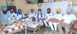 ਕਿਸਾਨ ਮਜ਼ਦੂਰ ਜਥੇਬੰਦੀ ਦੇ ਜ਼ਿਲ੍ਹਾ ਕੋਰ ਕਮੇਟੀ ਮੈਂਬਰਾਂ ਦੀ ਮੀਟਿੰਗ, 15 ਜੁਲਾਈ ਨੂੰ ਮੋਟਰ ਸਾਈਕਲ ਮਾਰਚ ਤੇ 21 ਜੁਲਾਈ ਨੂੰ ਦਿੱਲੀ ਕਿਸਾਨ ਘਾਟ ਵਿਖੇ ਹੋਣ ਵਾਲੀ ਰੈਲੀ ਦੀਆਂ ਤਿਆਰੀਆਂ ਬਾਰੇ ਕੀਤੀ ਵਿਚਾਰ ਚਰਚਾ