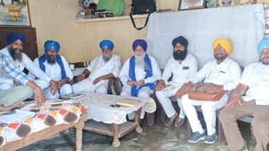 ਕਿਸਾਨ ਮਜ਼ਦੂਰ ਜਥੇਬੰਦੀ ਦੇ ਜ਼ਿਲ੍ਹਾ ਕੋਰ ਕਮੇਟੀ ਮੈਂਬਰਾਂ ਦੀ ਮੀਟਿੰਗ, 15 ਜੁਲਾਈ ਨੂੰ ਮੋਟਰ ਸਾਈਕਲ ਮਾਰਚ ਤੇ 21 ਜੁਲਾਈ ਨੂੰ ਦਿੱਲੀ ਕਿਸਾਨ ਘਾਟ ਵਿਖੇ ਹੋਣ ਵਾਲੀ ਰੈਲੀ ਦੀਆਂ ਤਿਆਰੀਆਂ ਬਾਰੇ ਕੀਤੀ ਵਿਚਾਰ ਚਰਚਾ