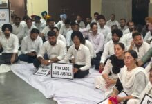 LADC पॉलिसी के खिलाफ DBA ने 'चेन हंगर स्ट्राइक' जारी रखी; लॉ स्टूडेंट्स ने एकजुटता दिखाते हुए विरोध में हिस्सा लिया