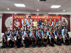 विवेकानंद वर्ल्ड स्कूल में किंडरगार्टन विद्यार्थियों का इन्वेस्टिचर समारोह आयोजित
