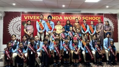 विवेकानंद वर्ल्ड स्कूल में किंडरगार्टन विद्यार्थियों का इन्वेस्टिचर समारोह आयोजित