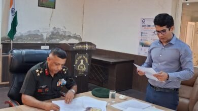 सी ई ओ कैंटोंनमैंट बोर्ड फिरोजपुर राम सरूप हरितवाल ने अध्यक्ष कैंट बोर्ड के सामने ओथ लेकर पहली बोर्ड मीटिंग की शुरूआत की