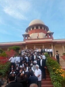 LADC विवाद खत्म, CJI के स्कीम के रिव्यू के भरोसे के बाद वकीलों ने आंदोलन रोक दिया