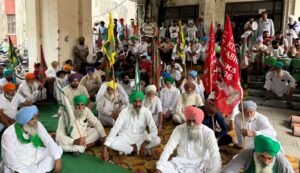 ਕਾਰਪੋਰੇਟੋ ਖੇਤੀ ਛੱਡੋ ਅਤੇ ਅਮਰੀਕਾ ਟਰੇਡ ਡੀਲ ਰੱਦ ਕਰਨ ਦੀ ਮੰਗ ਲਈ ਸੰਯੁਕਤ ਕਿਸਾਨ ਮੋਰਚੇ ਵੱਲੋਂ ਐੱਸ ਡੀ ਐੱਮ ਦਫਤਰ ਅੱਗੇ ਕੀਤਾ ਪ੍ਰਦਰਸ਼ਨ, ਕਾਰਪੋਰੇਟੋ ਖੇਤੀ ਛੱਡੋ ਅਤੇ ਅਮਰੀਕਾ ਟਰੇਡ ਡੀਲ ਰੱਦ ਕਰਨ ਦੀ ਮੰਗ ਲਈ ਸੰਯੁਕਤ ਕਿਸਾਨ ਮੋਰਚੇ ਵੱਲੋਂ ਐੱਸ ਡੀ ਐੱਮ ਦਫਤਰ ਅੱਗੇ ਕੀਤਾ ਪ੍ਰਦਰਸ਼ਨ,