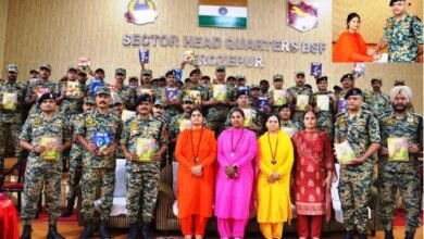 दिव्य ज्योति जागृति संस्थान की साध्वी बहनों ने देश की सेवा करने वाले BSF जवानों को राखी बांधकर सम्मान दिया