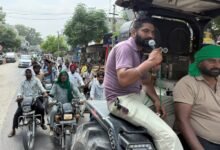 ਕ੍ਰਾਂਤੀਕਾਰੀ ਕਿਸਾਨ ਯੂਨੀਅਨ ਪੰਜਾਬ ਵੱਲੋਂ ਮਮਦੋਟ ਇਲਾਕੇ ਅਤੇ ਬਾਜ਼ਾਰ ਵਿੱਚ ਵਿਸ਼ਾਲ ਮੋਟਰਸਾਈਕਲ ਮਾਰਚ, ਪਿੰਡ ਜੱਲੋ ਕੇ ਦੇ ਆਬਾਦਕਾਰ ਕਿਸਾਨਾਂ ਦੀਆਂ ਜ਼ਮੀਨਾਂ ਬਚਾਉਣ ਲਈ ਨਾਇਬ ਤਹਿਸੀਲਦਾਰ ਨੂੰ ਮੰਗ ਪੱਤਰ