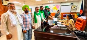 ਕਸਬਾ ਮਮਦੋਟ ਦੇ ਚੱਕ ਸਰਕਾਰ ਦੇ ਆਬਾਦਕਾਰ ਕਿਸਾਨਾਂ ਦਾ ਵਫਦ ਡੀਸੀ ਫਿਰੋਜ਼ਪੁਰ ਨੂੰ ਮਿਲਿਆ, ਦੇਸ਼ ਵੰਡ ਵੇਲੇ ਦੇ ਵੱਸੇ ਪਰਿਵਾਰਾਂ ਨੂੰ ਉਜਾੜਨਾ ਚਾਉਂਦੀ ਸਰਕਾਰ - ਅਵਤਾਰ ਮਹਿਮਾਂ