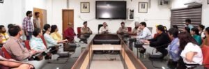 DIG, SSP ਵੱਲੋਂ SBSSU ਵਿਦਿਆਰਥੀਆਂ ਨਾਲ ਰਾਬਤਾ, ਕੈਂਪਸ ਸੁਰੱਖਿਆ ਮਜ਼ਬੂਤ ਕਰਨ ’ਤੇ ਜ਼ੋਰ DIG, SSP ਵੱਲੋਂ SBSSU ਵਿਦਿਆਰਥੀਆਂ ਨਾਲ ਰਾਬਤਾ, ਕੈਂਪਸ ਸੁਰੱਖਿਆ ਮਜ਼ਬੂਤ ਕਰਨ ’ਤੇ ਜ਼ੋਰ