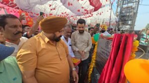 ਵਿਧਾਇਕ ਰਣਬੀਰ ਭੁੱਲਰ ਵੱਲੋਂ ਮੁਲਤਾਨੀ ਗੇਟ ਵਿਖ਼ੇ ਸ਼ਹੀਦ-ਏ-ਆਜ਼ਮ ਸਰਦਾਰ ਭਗਤ ਸਿੰਘ ਦੇ ਆਦਮਕੱਦ ਬੁੱਤ ਦਾ ਉਦਘਾਟਨ ਵਿਧਾਇਕ ਰਣਬੀਰ ਭੁੱਲਰ ਵੱਲੋਂ ਮੁਲਤਾਨੀ ਗੇਟ ਵਿਖ਼ੇ ਸ਼ਹੀਦ-ਏ-ਆਜ਼ਮ ਸਰਦਾਰ ਭਗਤ ਸਿੰਘ ਦੇ ਆਦਮਕੱਦ ਬੁੱਤ ਦਾ ਉਦਘਾਟਨ