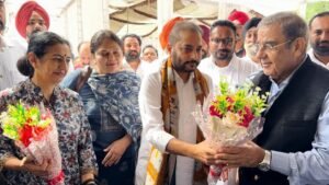ਆਵਲਾ ਪਰਿਵਾਰ ਵੱਲੋਂ ਗੁਰੂਹਰਸਹਾਏ ਵਿੱਚ ਮੈਗਾ ਮੈਡੀਕਲ ਕੈਂਪ, ਹਜ਼ਾਰਾਂ ਲੋਕਾਂ ਨੇ ਕਰਵਾਇਆ ਮੁਫ਼ਤ ਚੈੱਕਅੱਪ